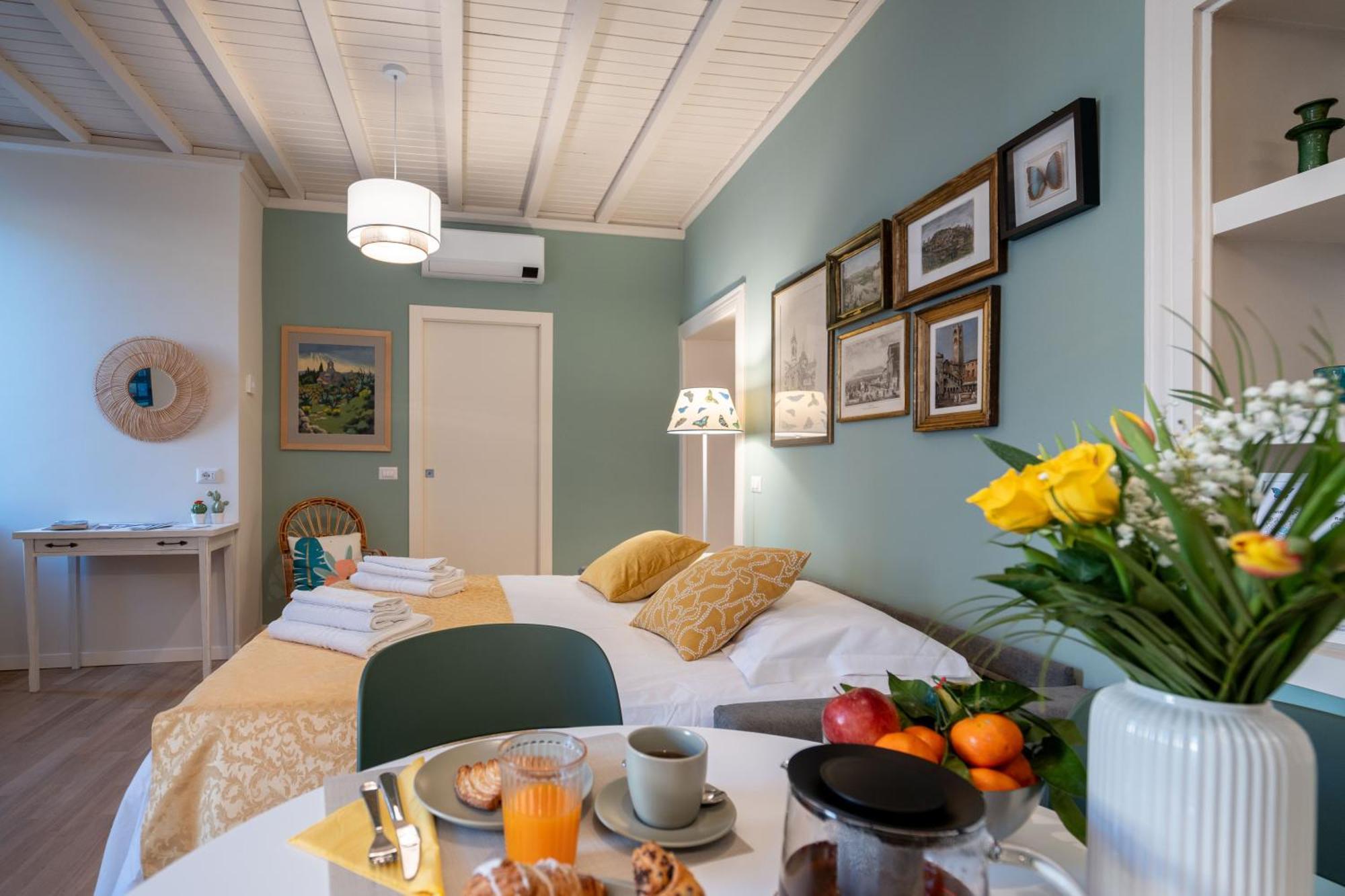 La Farfalla Blu - Boutique Apartment Bergamo Eksteriør bilde
