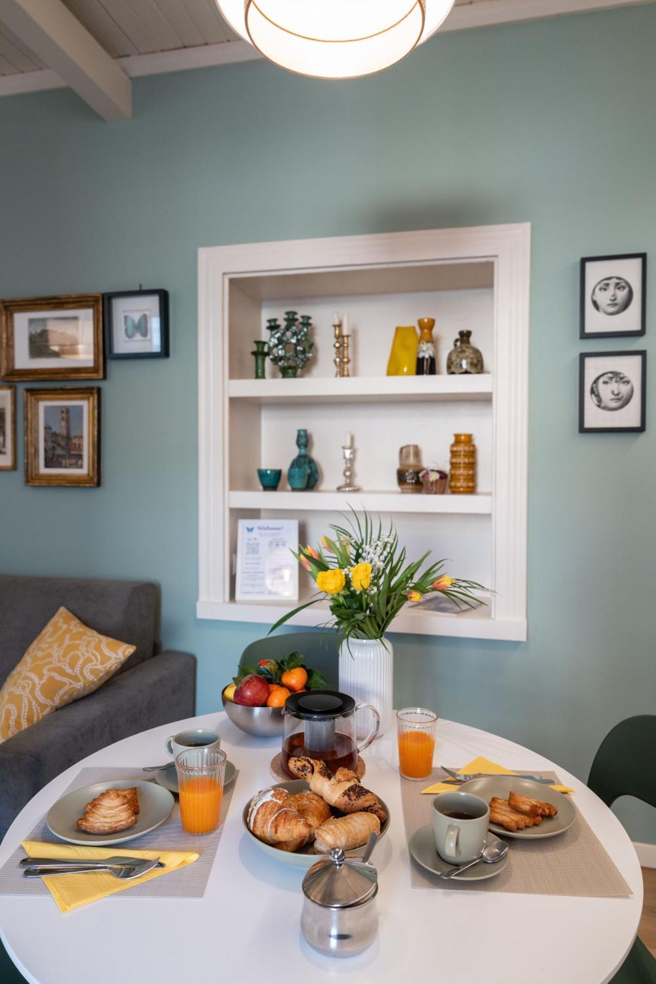 La Farfalla Blu - Boutique Apartment Bergamo Eksteriør bilde